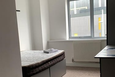 6 bed flat, 10 Kinterbury Street, City Centre, Plymouth, PL12DG - Image 8